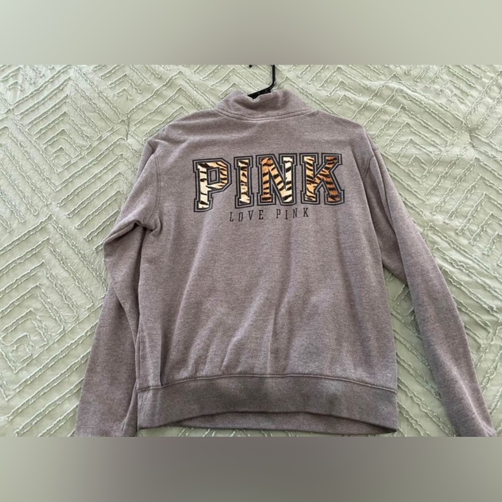 Victoria’s Secret PINK Pullover (size XS)
